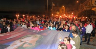 İzmirdeki Cumhuriyet Coşkusu Gece Boyu Devam Etti