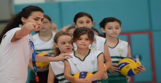 Manisa Büyükşehirde Kış Spor Okulları Heyecanı Başlıyor