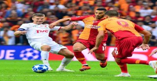 Uefa Şampiyonlar Ligi: Galatasaray: 1 - Lokomotiv Moskova: 0 (Maç Devam Ediyor)