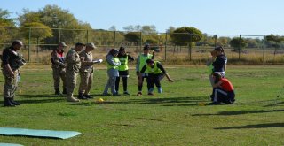 Kadınlar Korucu Olabilmek İçin Ter Döktü