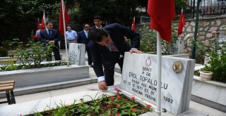 Bursada Şehitlikte Anma Töreni Düzenlendi