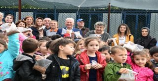 Lapsekide Ana Okulu Öğrencilerinden Hayvan Barınağına Ziyaret