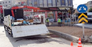 Van Büyükşehirden Trafik Levhaları Çalışması