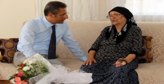 Başkan Pamuk, Şehit Ailelerini Ziyaret Etti