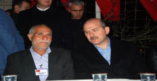 İçişleri Bakanı Soylu, Şehit Ferruh Dikmenin Evini Ziyaret Etti