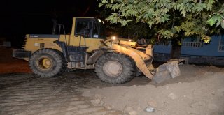 Büyükşehir Sel Felaketine Anında Müdahale Etti