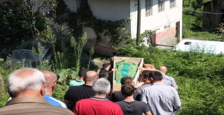 Sevilen Atma Türkü Sanatçısı Ahmet Çakar Toprağa Verildi