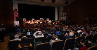 Öğrencilerin Konseri Büyük İlgi Gördü