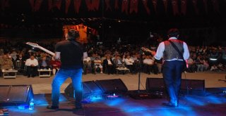 Bitlisliler Kurtuluş Gününde ‘Ayna İle Coştular