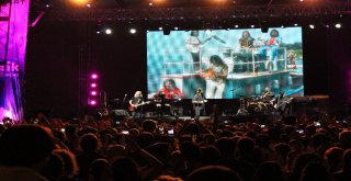 50Nci Yaşını Kutlayan Moğollar İzmirde Konser Verdi