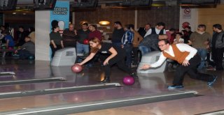 Osmangazi Ailesi Bowling Turnuvasında Buluştu