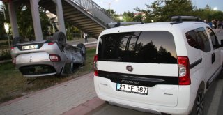 Elazığda Trafik Kazası:2 Yaralı