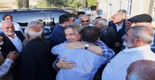 Başkan Demircan, Beyoğlunda Yaşayan Vatandaşları Köylerinde Ziyaret Etti