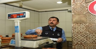 Altınordu Belediyesi Zabıta Ekiplerinden Fırın Denetimi