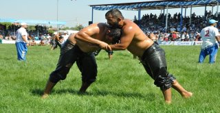 Yuntdağı Yağlı Güreş Festivali Başladı