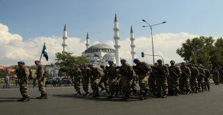 Tbmmden Eski Meclis Önüne Geçit Töreni Düzenlendi