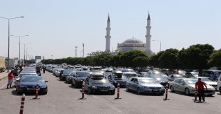 Kapıkulede ‘Çile Kuyruğu Bitmek Bilmiyor