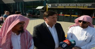 Araplar Turistler Orduya Gelmeye Devam Ediyor