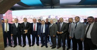 Ahlat Standına Yoğun İlgi