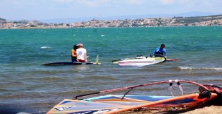 Ayvalıkta Rüzgar Sörfü Slalom Türkiye Ligi 2018 Yarışları Coşkusu