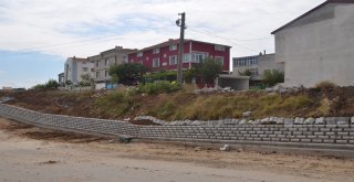 Ege Caddesinde Şev Taşı Uygulaması