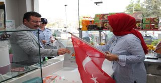 Taşçı: “Türkün Bayramı, Bayraksız Kutlanmaz”