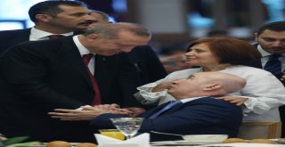 Cumhurbaşkanı Erdoğan Şehit Yakınları Ve Gazileri Ağırladı