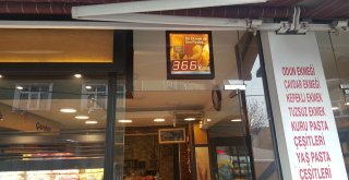 Esenler, Ekmeğini Paylaşıyor