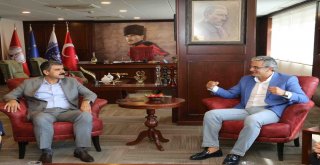 Karşıyakada Belediye Ve Sendika El Ele