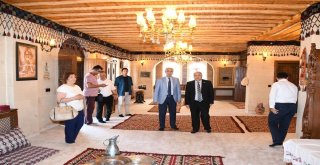 Tdk Başkanı Prof. Dr. Gülsevin Rektör Gönüllü İle Bir Araya Geldi