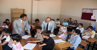 Vali İsmail Ustağlu Güroymakta Bir Dizi Açılışlar Yaptı