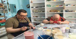 (Özel Haber) Otizmli Barbaros Türkiyenin Tüm İlçelerini Ezbere Biliyor