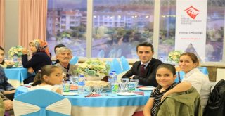 Erzincan Asp Bin 107 Çocuğa Destek Verdi