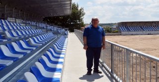 Ergene Velimeşe Stadyumunun Tribünleri Yenilendi