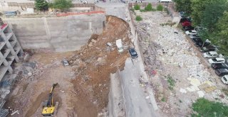 Ümraniyede Çöken İstinat Duvarı Havadan Görüntülendi