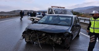 5 Aracın Karıştığı Zincirleme Trafik Kazasında 6 Kişi Yaralandı