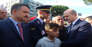 İzmir Şehidini Uğurladı
