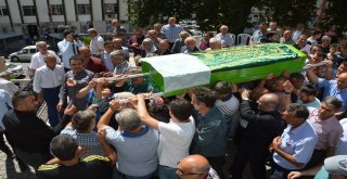 Kalp Krizi Geçiren Belediye Meclis Üyesi, Törenle Son Yolculuğuna Uğurlandı