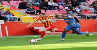 Spor Toto Süper Lig: Kayserispor: 0 - Çaykur Rizespor: 1 (İlk Yarı)