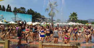 Kuşadasında Hafta Sonu Yoğunluğu