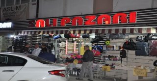 Dükkan Sahibinin Tezgah Üzerinde Unuttuğu Çek Koçanı Ve Parası Çalındı