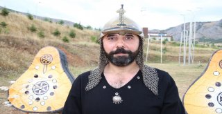 Film Seti Değil, Turnuva Hazırlığı