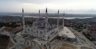 (Özel Haber) Çamlıca Camii İnşaatında Son Durum Havadan Görüntülendi