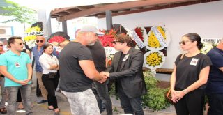 Fazıl Say Annesini Son Yolculuğuna Uğurladı