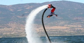 Türkiye Su Jeti Ve Flyboard Şampiyonasının Finalleri Tuncelide