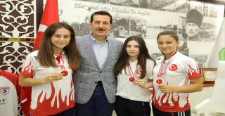 İlkadımlı Sporcular, Şampiyonadan 23 Madalyayla Döndü