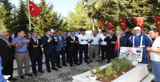 Vali Kalkancıdan Şehitliğe Ziyaret Ziyaret Etti