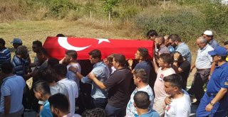 Trafik Kazasında Hayatını Kaybeden Uzman Erbaş Özgen Son Yolcuğuna Uğurlandı