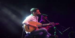 Mehmet Erdemden Kocaelide Muhteşem Konser
