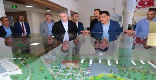 Sivas Valisi Gülden Başkan Gürkana Ziyaret